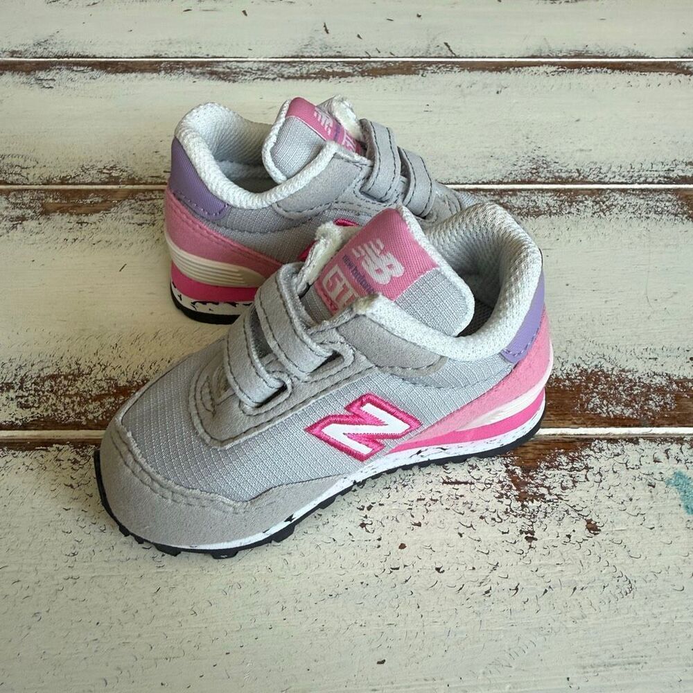 New Balance infant 515 V1 sneakers pink purple gray hook-and-loop closure size 3